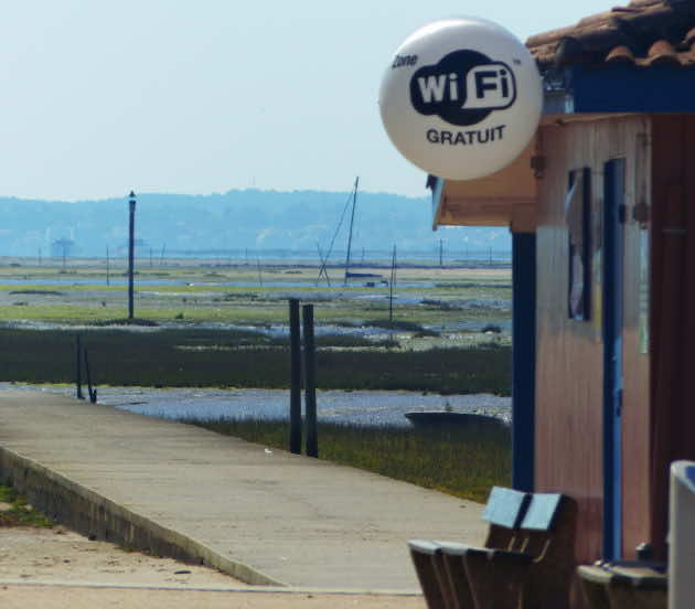 Point wifi à la jetée Dartiguelongue