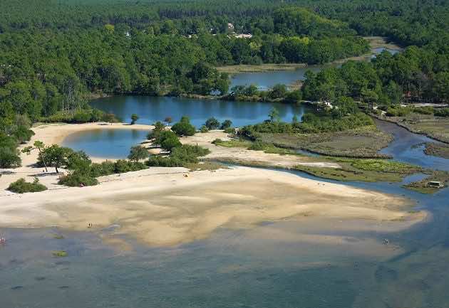 Jloie vue du ciel sur le site naturel sensible de St Brice.